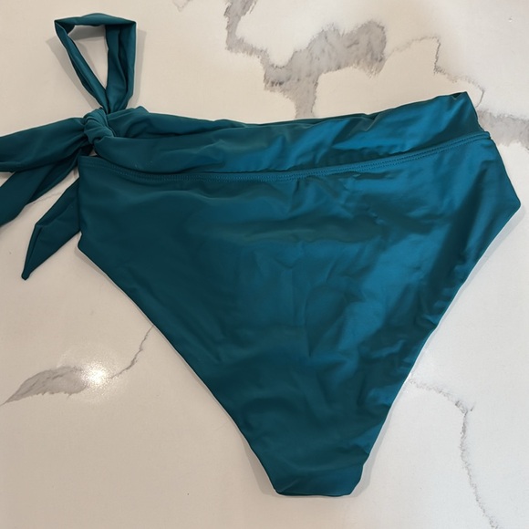 NWT Zaful Teal High Waisted High Leg Side Tie Detail Swim Bottom - Picture 4 of 5
